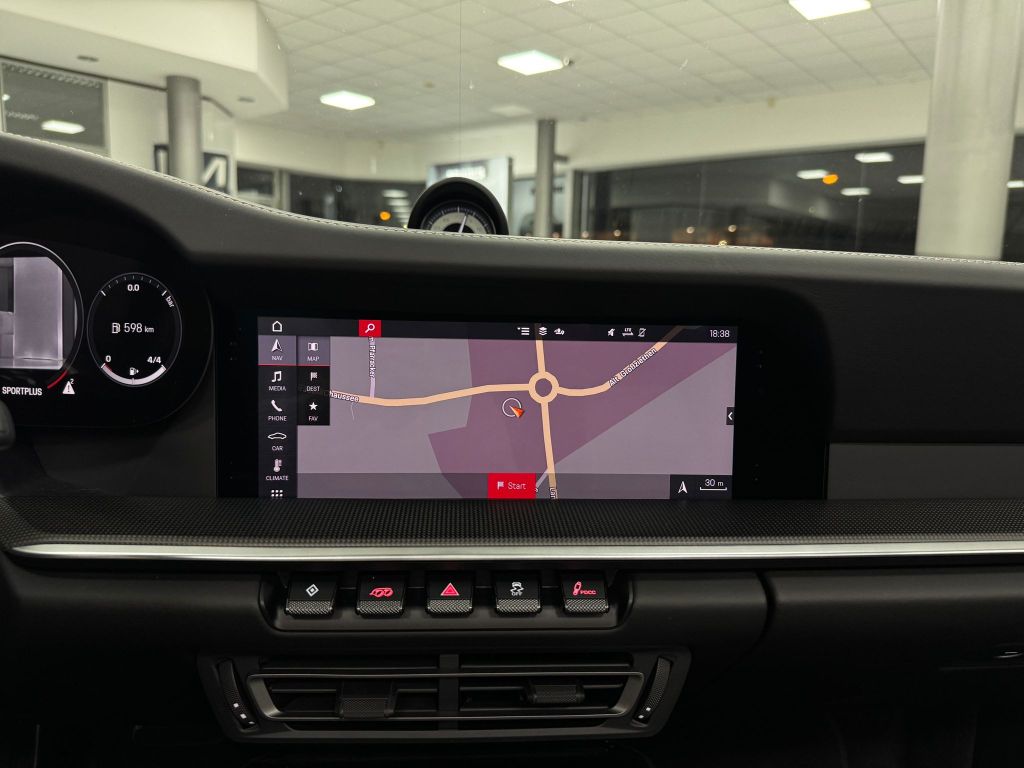 Porsche 992 911 Turbo S Cabrio*CHRONO*PCCB*PASM*NACHT*