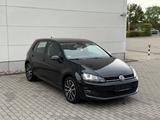Volkswagen Golf VII Lim. Highline,150PS,Auto,Navi - Volkswagen Golf mit Diesel-Antrieb: Limousine, 150