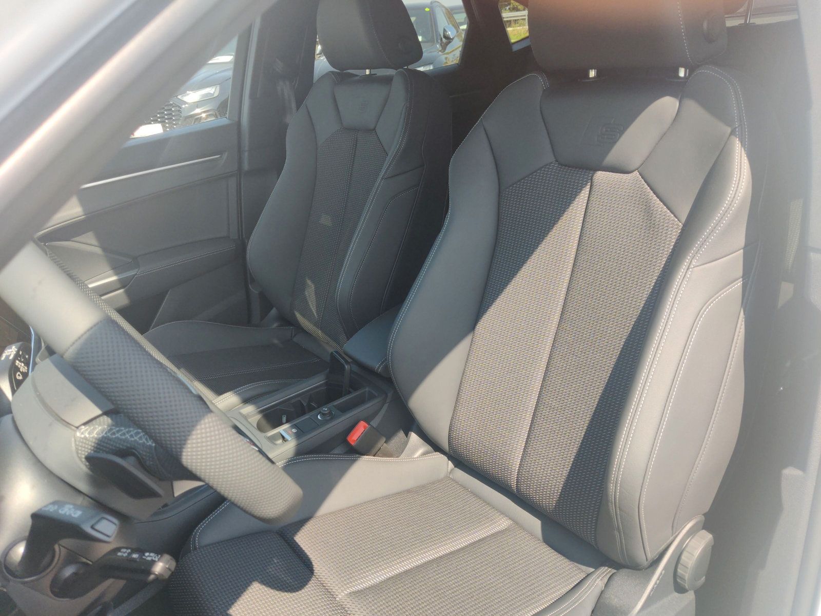 Audi Q3 - Bild 12