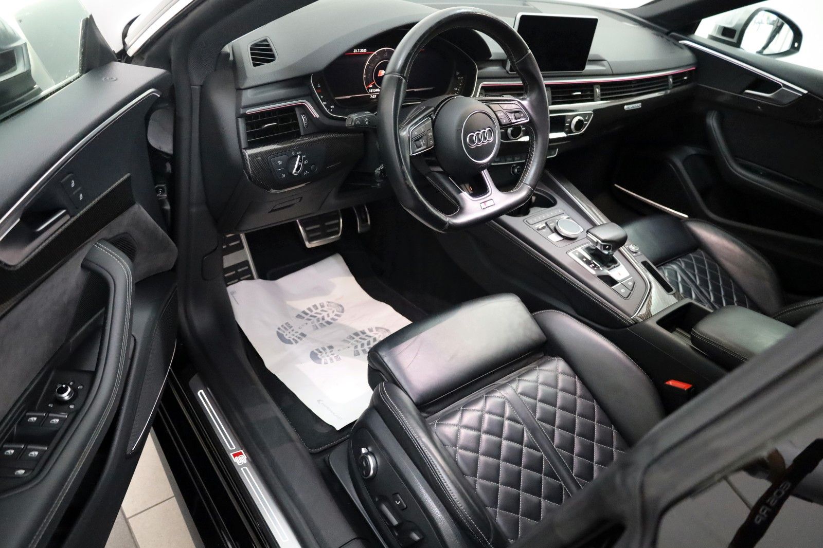 Fahrzeugabbildung Audi S5 SB quattro Leder,Navi,Matrix,SD,Kamera,Bang&O