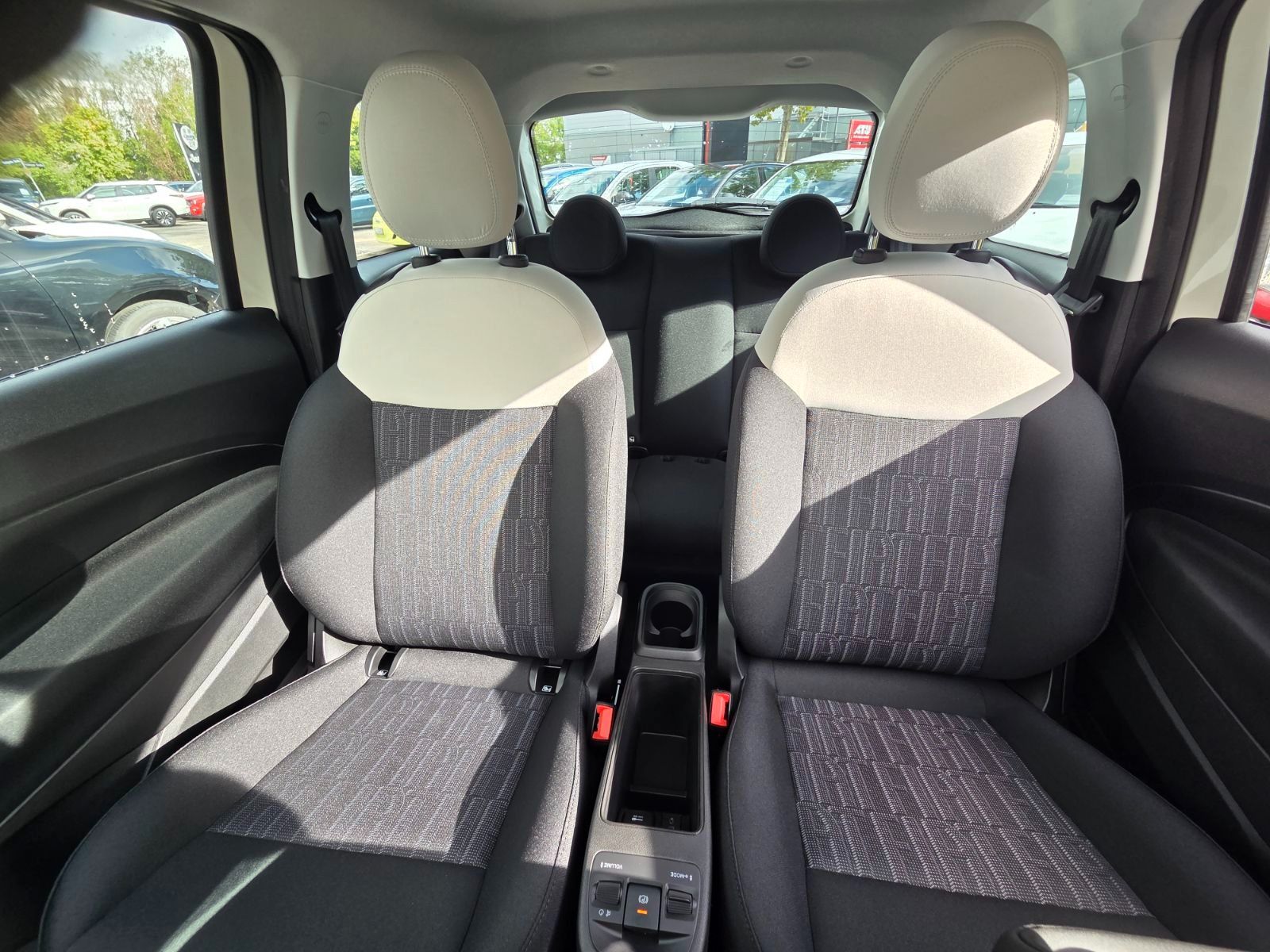Fiat 500e - Bild 11
