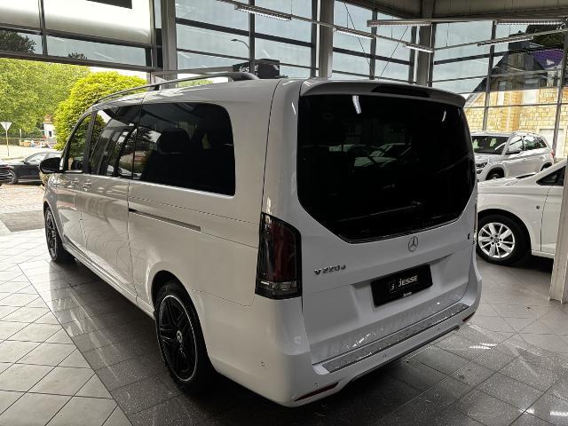 Mercedes-Benz V 220