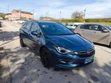 Opel Astra 1.6 CDTI 136CV 4 porte aut. - Opel Astra mit Diesel-Antrieb: 1.4