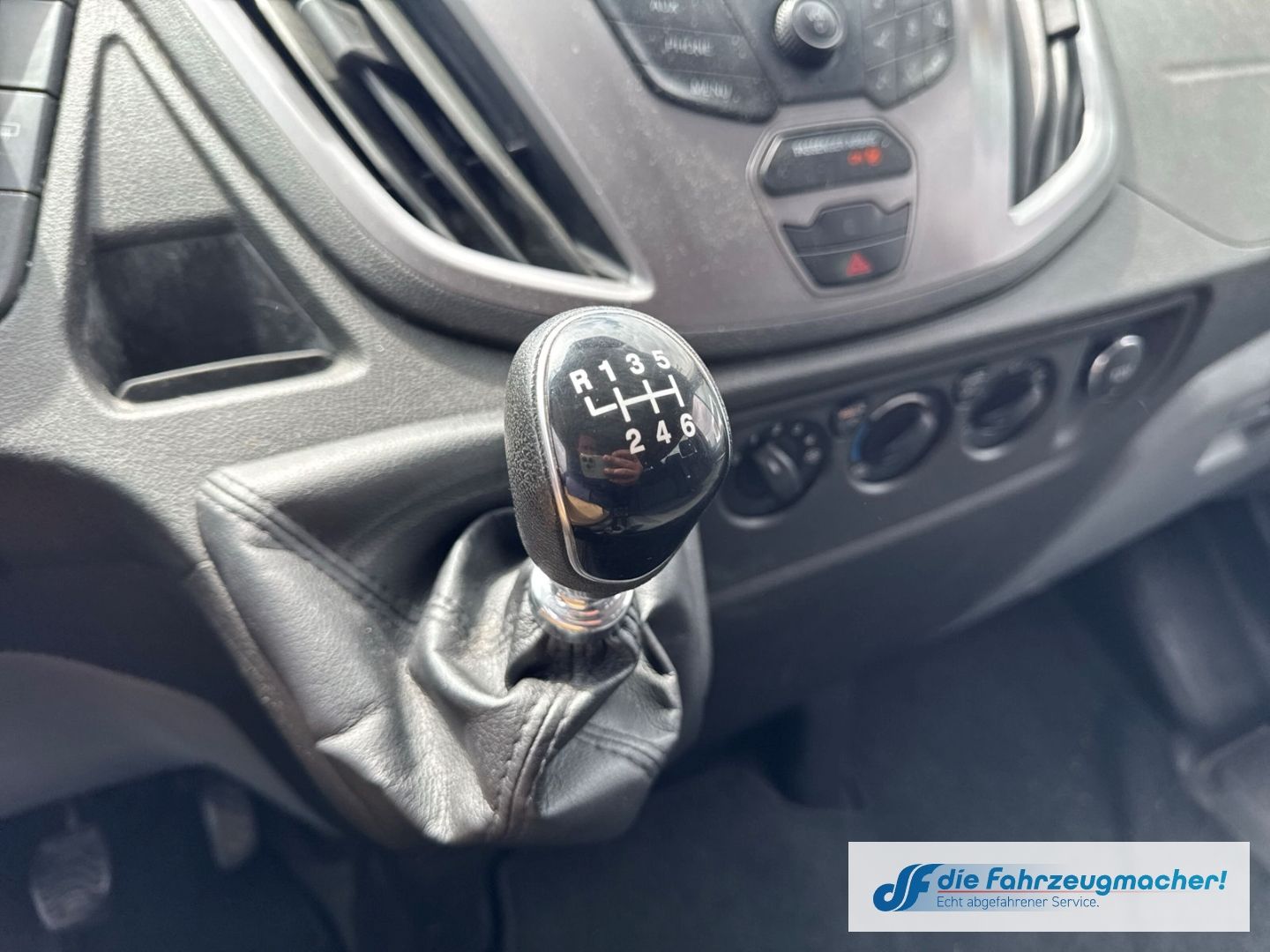 Fahrzeugabbildung Ford Transit Kombi 350 L3 Trend *KLIMA *6056 *EXPORT