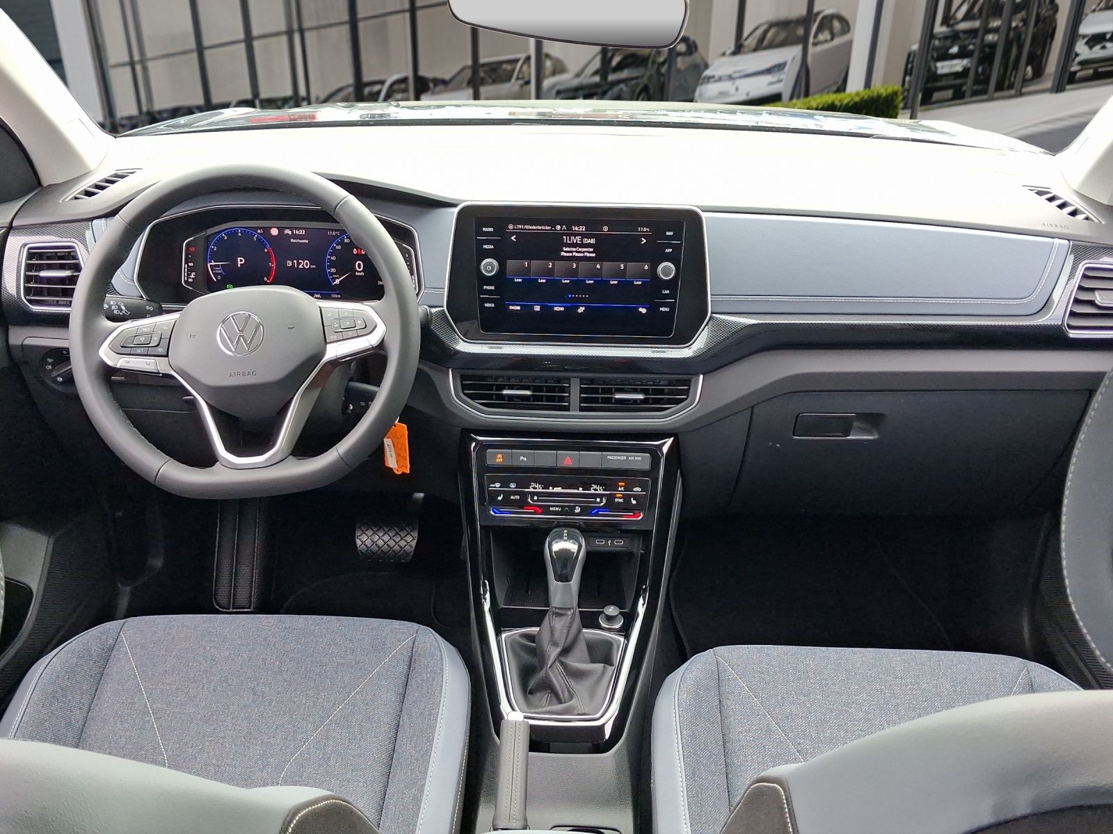 Volkswagen T-Cross - Bild 10