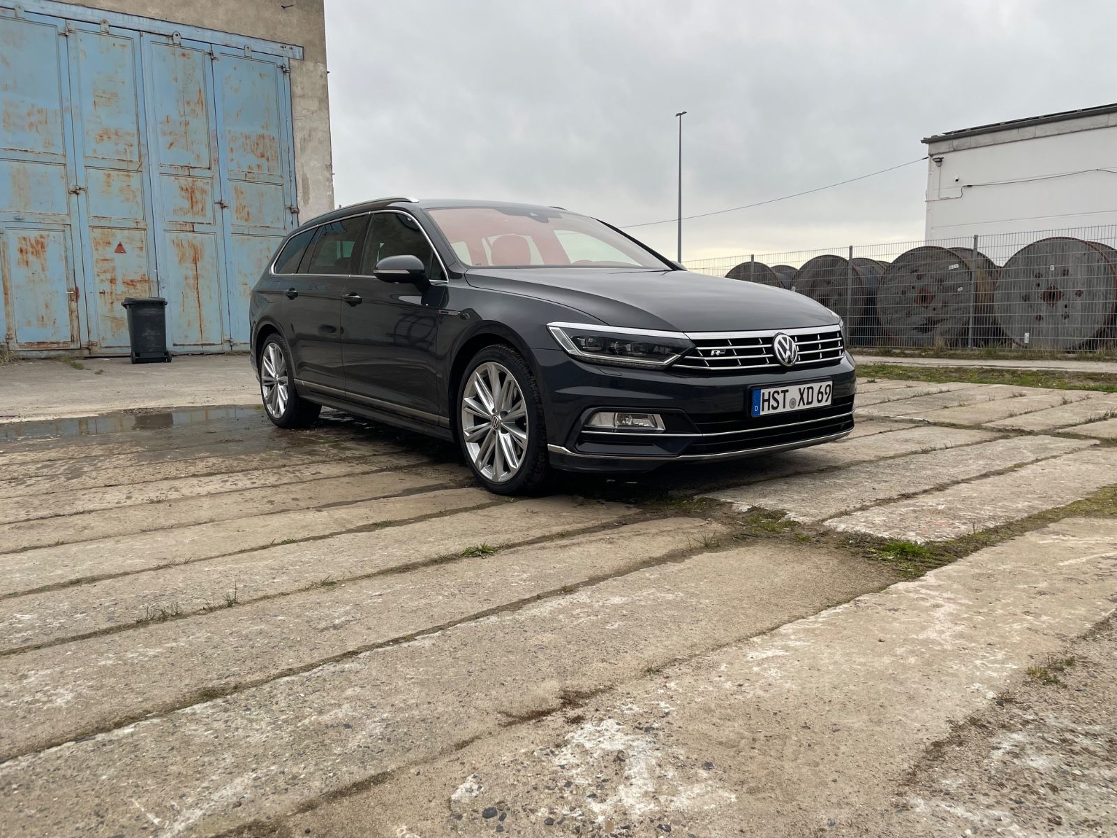 VW Passat 2.0 TDI DSG 4M Highl. Variant R-Line