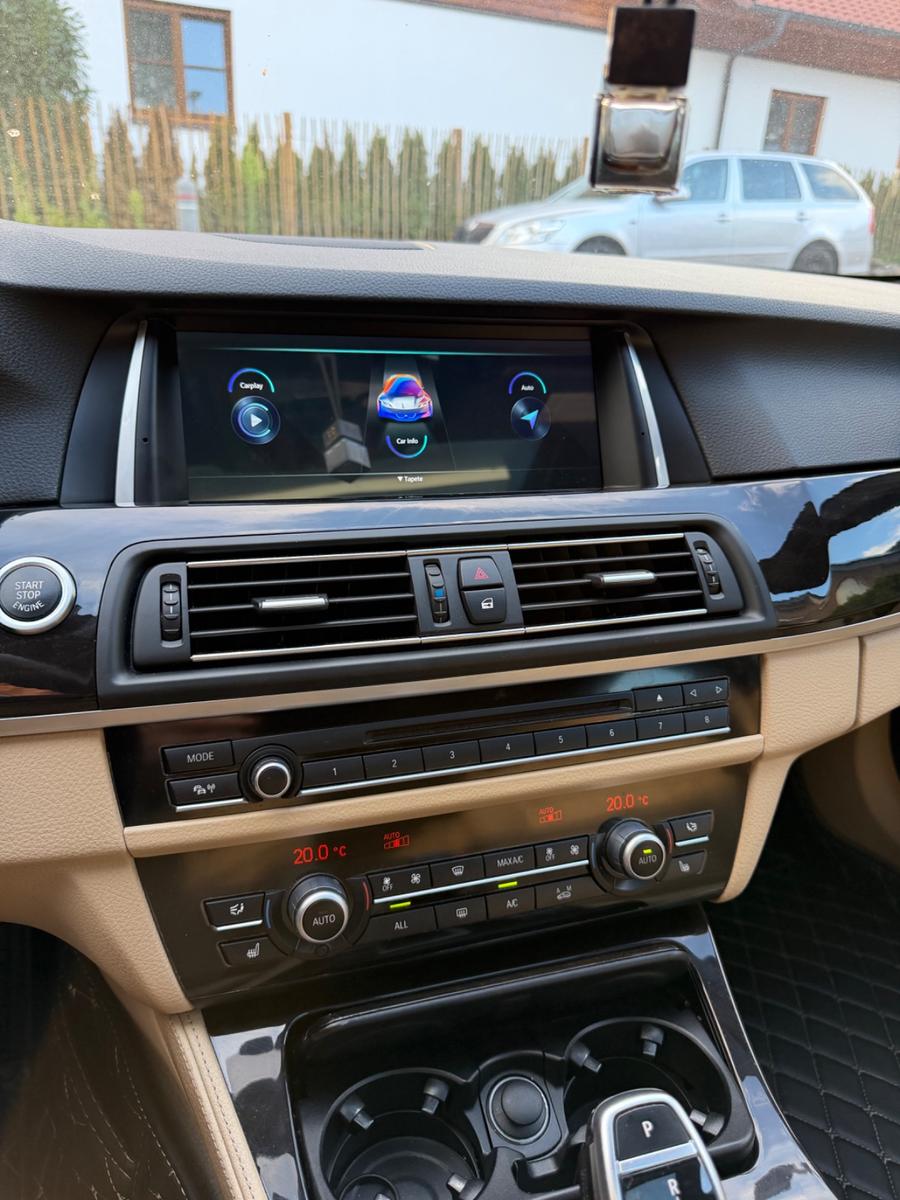 BMW 530i -
