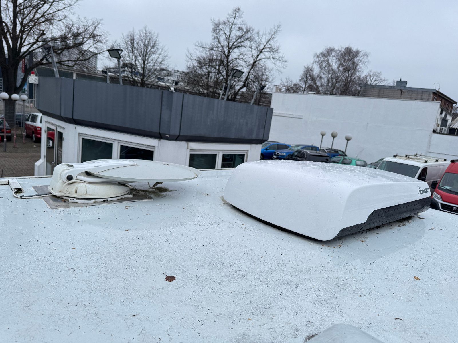 Fahrzeugabbildung Sunlight T69 L PANORAMA DACHKLIMA SAT NAVI QUEENSBETT WC+