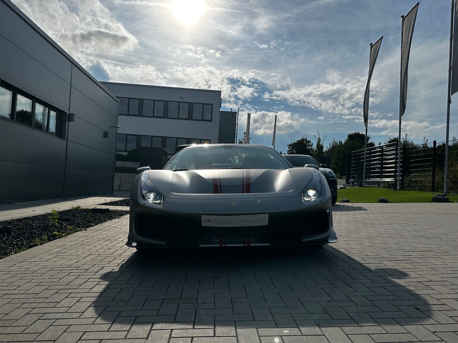 Fahrzeugabbildung Ferrari 488 Pista Spider, Lift, JBL, Kamera, Carbon