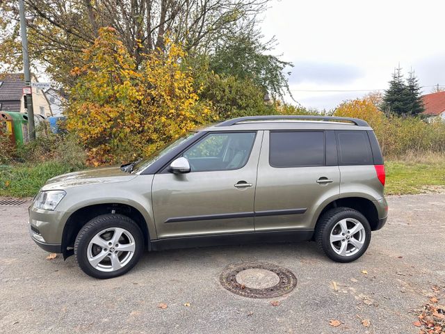 Skoda Yeti 2,0 TDi 4x4 Outdoor, AHK, Volll...