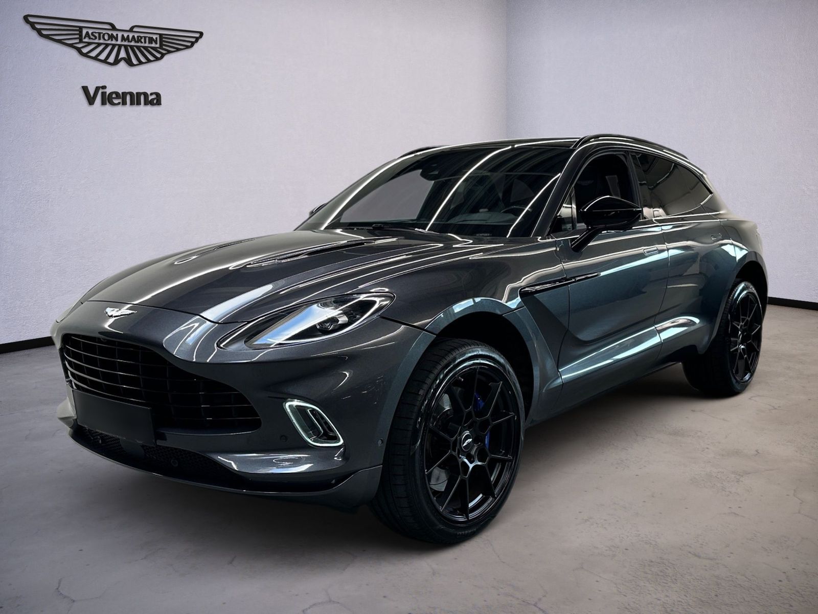 Aston Martin DBX 550 / Xenon Grey / Ö-Erstbesitz /