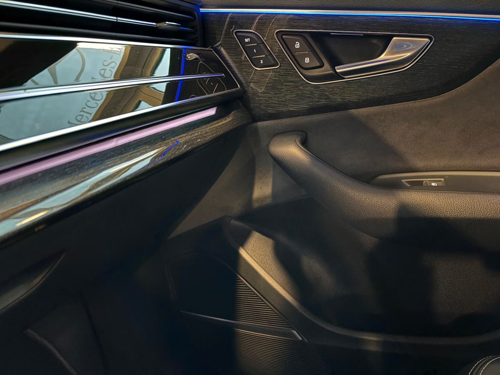 Fahrzeugabbildung Audi Q8 50 TDI Quattro S-Line HA Lenkung 22-zoll