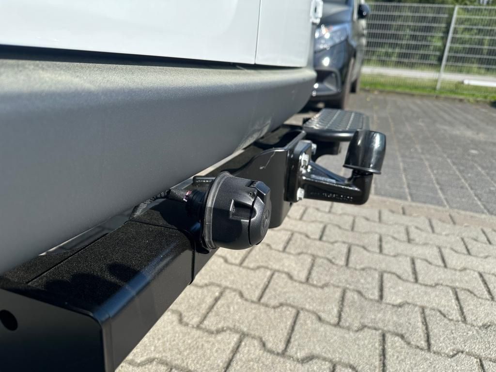 Fahrzeugabbildung Mercedes-Benz Sprinter 315 CDI Kasten BASE L2H2 AHK KAM SpurA