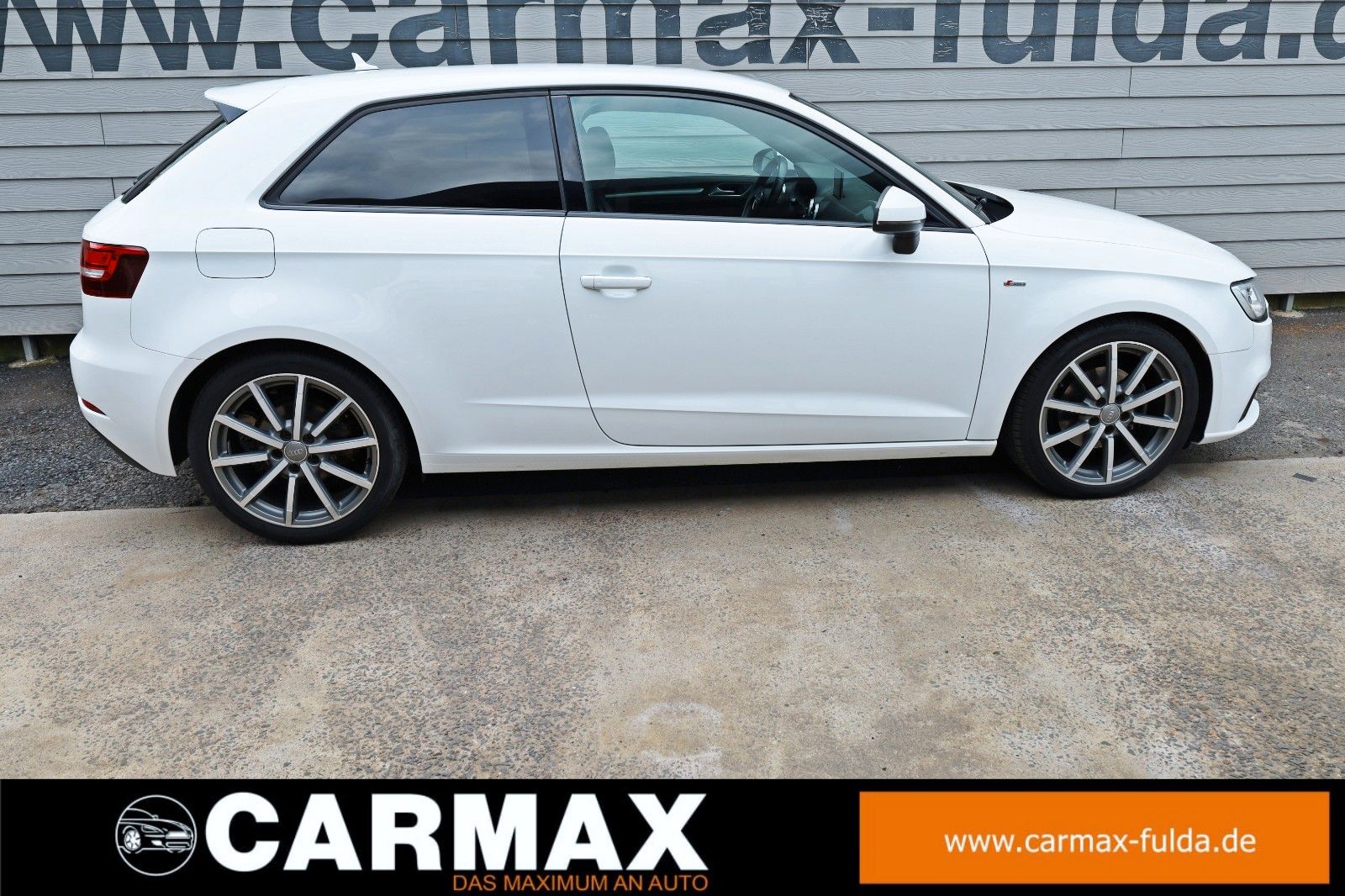 Fahrzeugabbildung Audi A3 S Line T.Leder,Navi,Xenon,ACC,SH,PDC,SR+WR