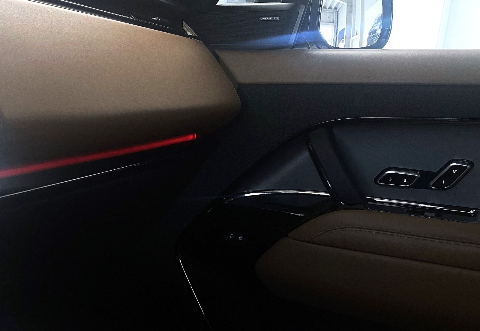 Land Rover Range Rover Sport D300SE AWD VOLL LED PANO 360° foto 15