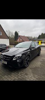Mercedes-Benz Mercedes GLA 180 standheizung Automatik pa... - Mercedes-Benz GLA 180 in Essen
