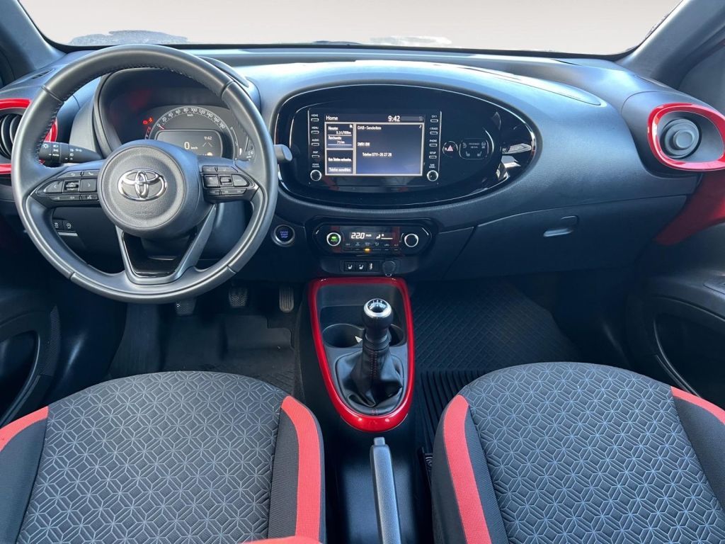 Fahrzeugabbildung Toyota Aygo X Pulse