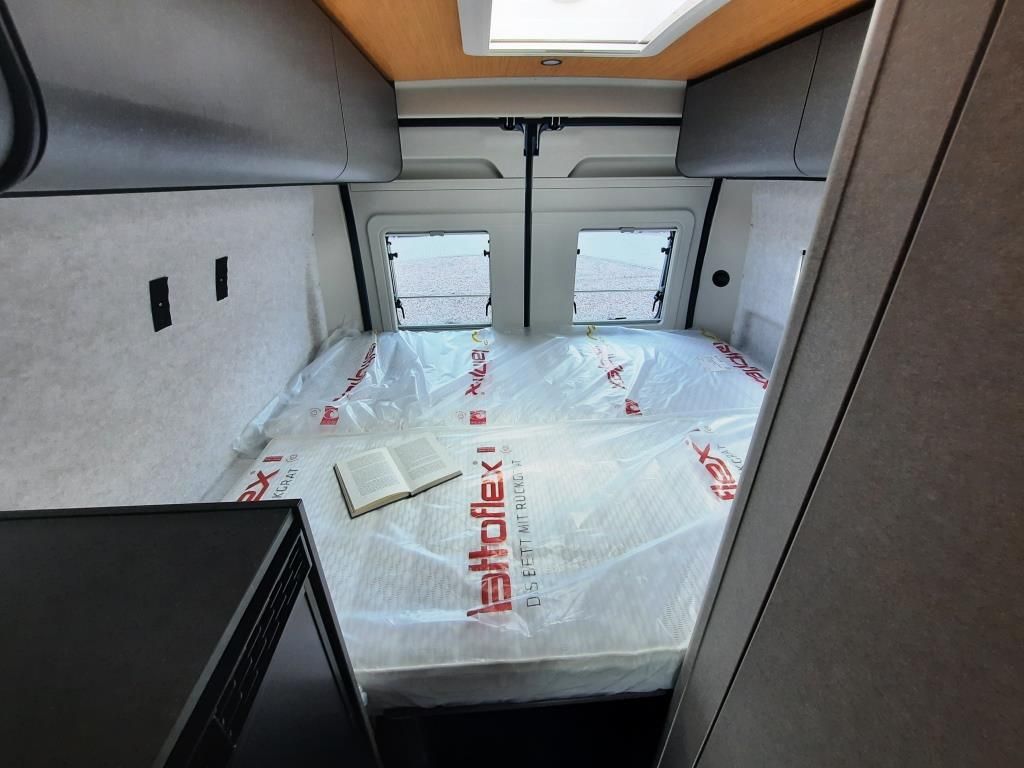 Fahrzeug Übersicht 10 Fahrzeugabbildung HYMER / ERIBA / HYMERCAR Camper Van Redwood 600 Verfüg./Sparen Sie 4.550,