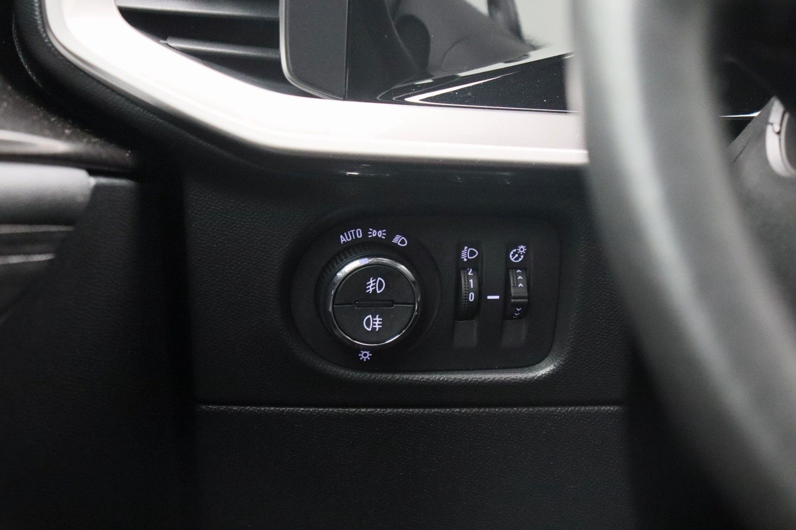 Fahrzeugabbildung Opel Mokka e GS Line