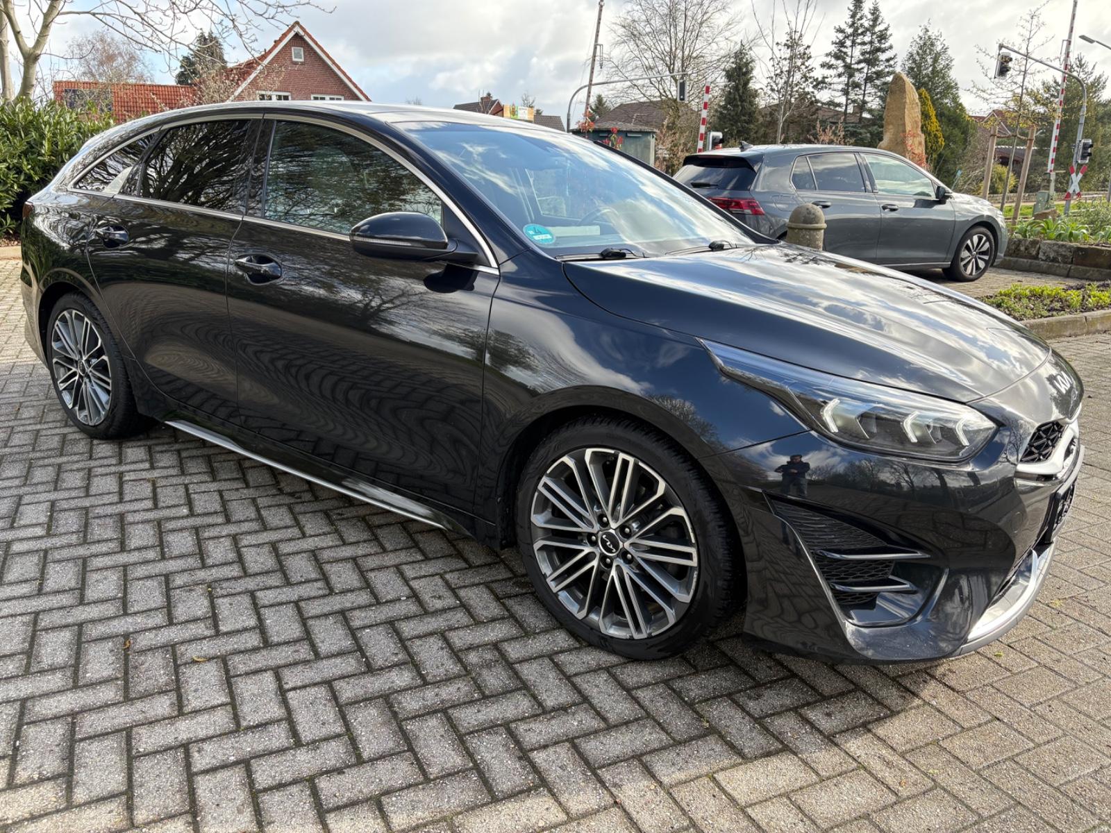 Kia ProCeed 1.5 GT-Line/Pano/Camera/AHK