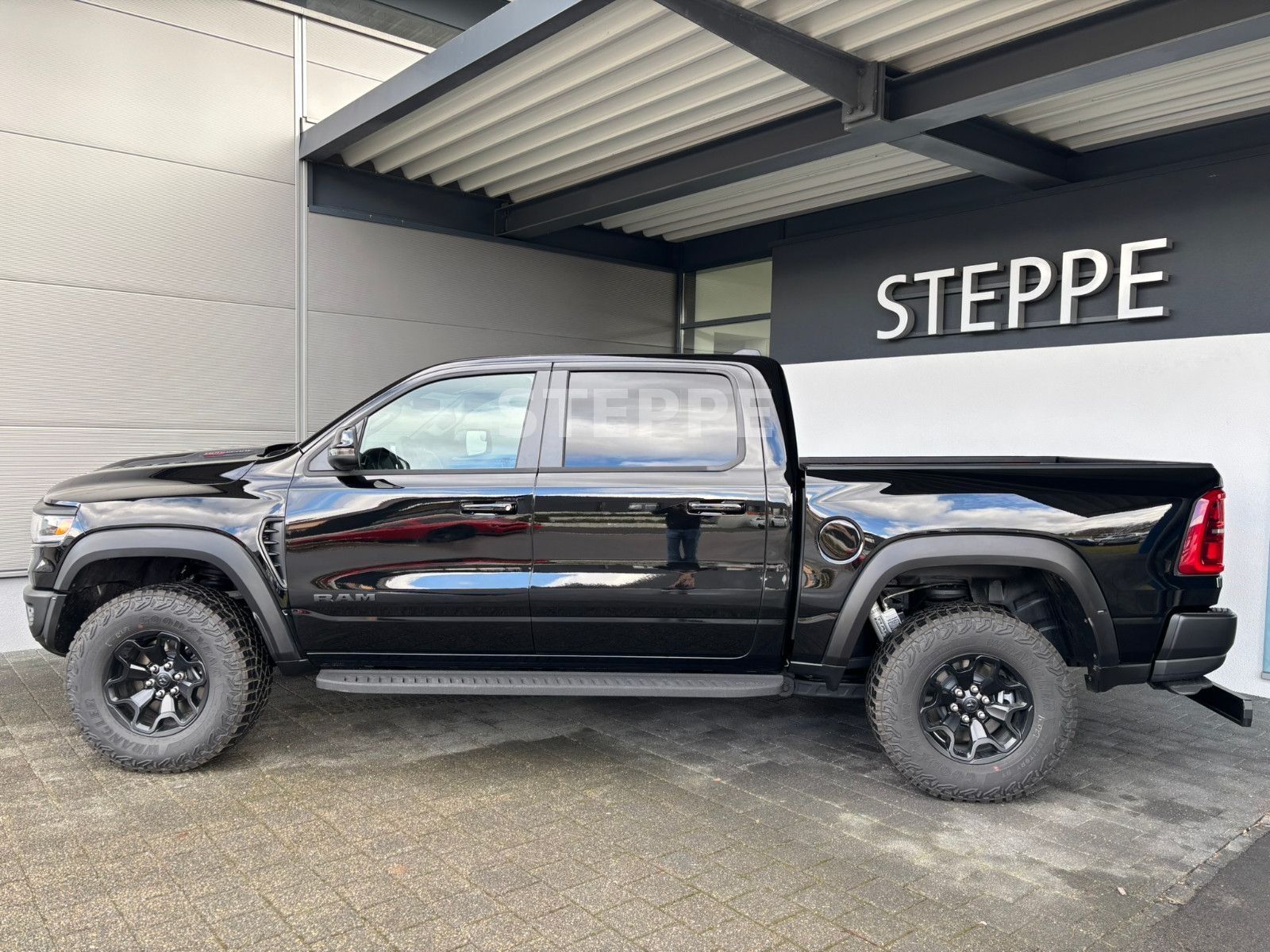 Dodge RAM 1500 RHO 3.0HO Biturbo Hurricane AHK FullOpt