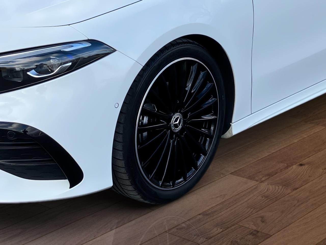 Fahrzeugabbildung Mercedes-Benz A 180 AMG AdvPlus Night Kamera Multibeam Keyless
