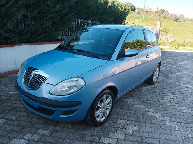 Lancia Ypsilon 1.2 Argento