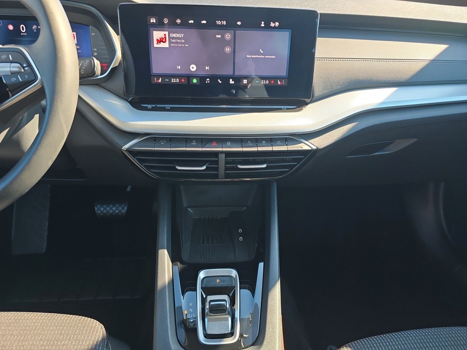 Fahrzeugabbildung SKODA Octavia 1.5 TSI DSG Selection AHK/LED/ACC/SHZ/AP