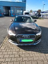 Audi AUDI A6 C7 allroad,   3.0 TDI - Audi 80 in Frankfurt (Main)