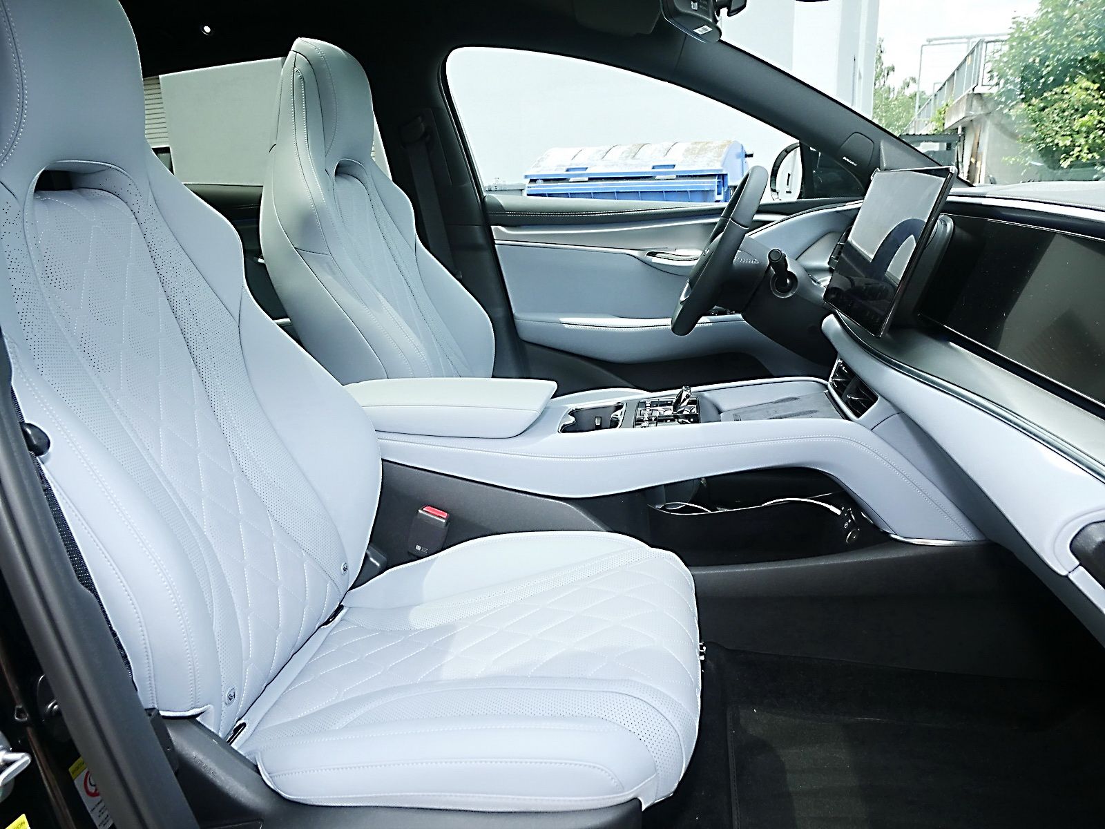 BYD SEALION 7