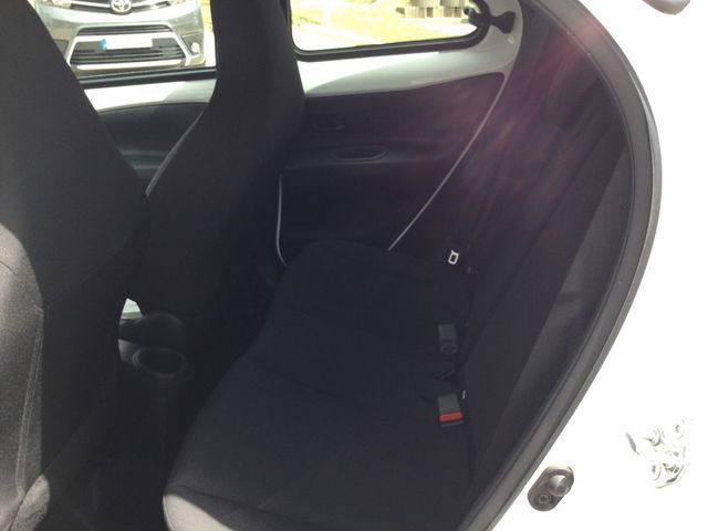 Aygo X 1.0 Business Edition PDC SHZ KAMERA ACC