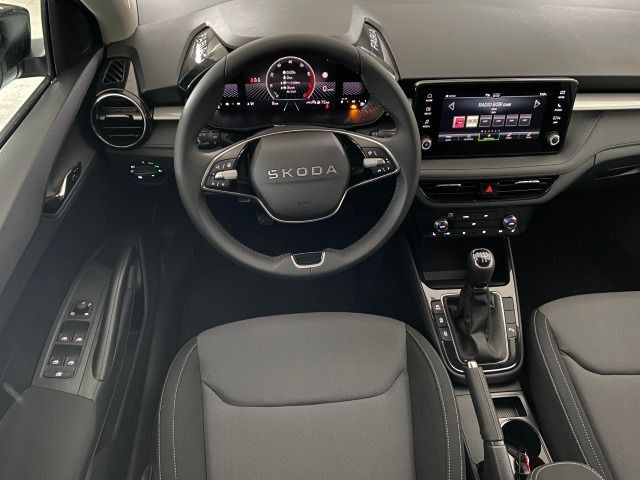 Fabia Tour 1.0 TSI LED+KAMERA+SHZ