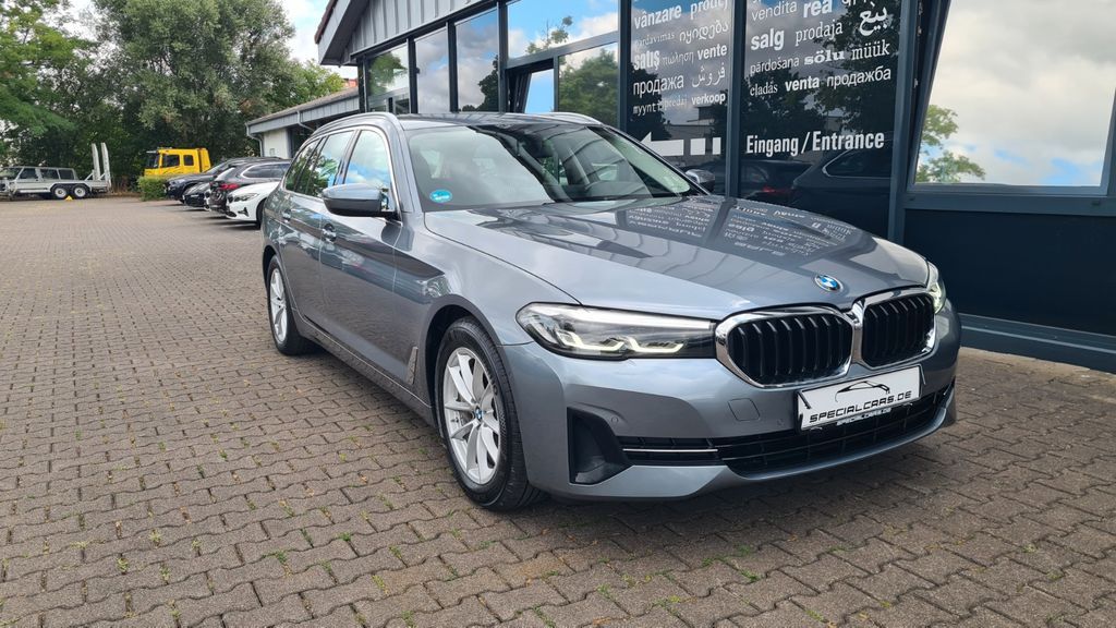 Image of BMW 530