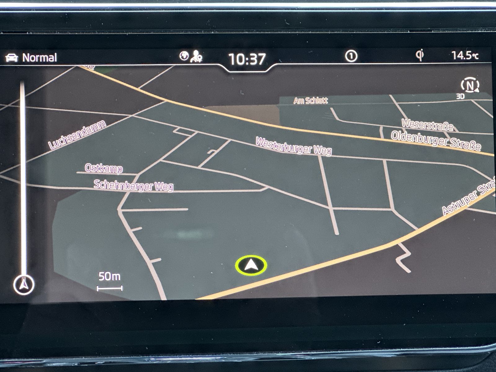 Fahrzeugabbildung SKODA Superb Combi iV 1.4 TSI DSG Sportline NAV+LED+VC