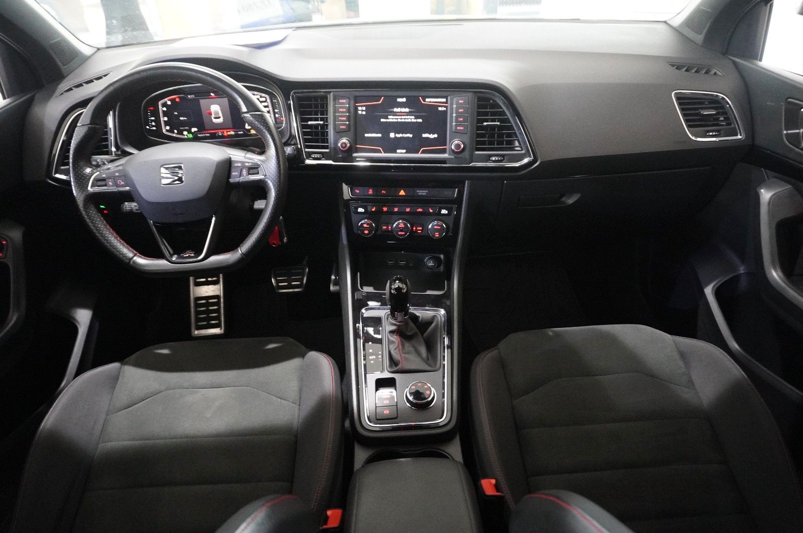 Fahrzeugabbildung SEAT Ateca 2.0 TDI FR SPORT DSG NAVI/LED/KAMERA/AHK