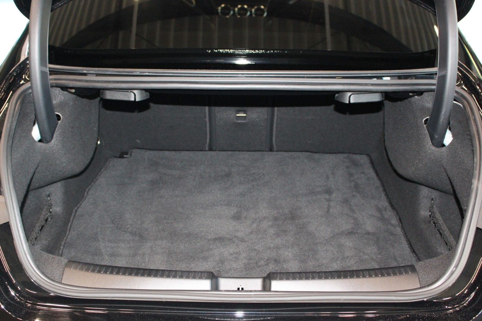 Fahrzeugabbildung Mercedes-Benz CLA 35 AMG 4Matic 1. Hand*Pano*Ambiente*MWST