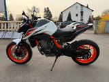 KTM 890 Duke R viel Zubehör - KTM 890 DUKE