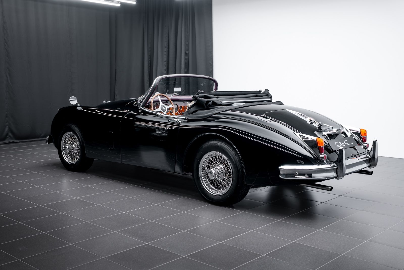 Fahrzeugabbildung Jaguar XK 150 S OTS/TOP/VOLL RESTAURIERT