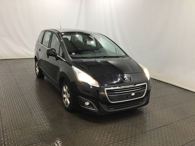 Peugeot 5008 Active