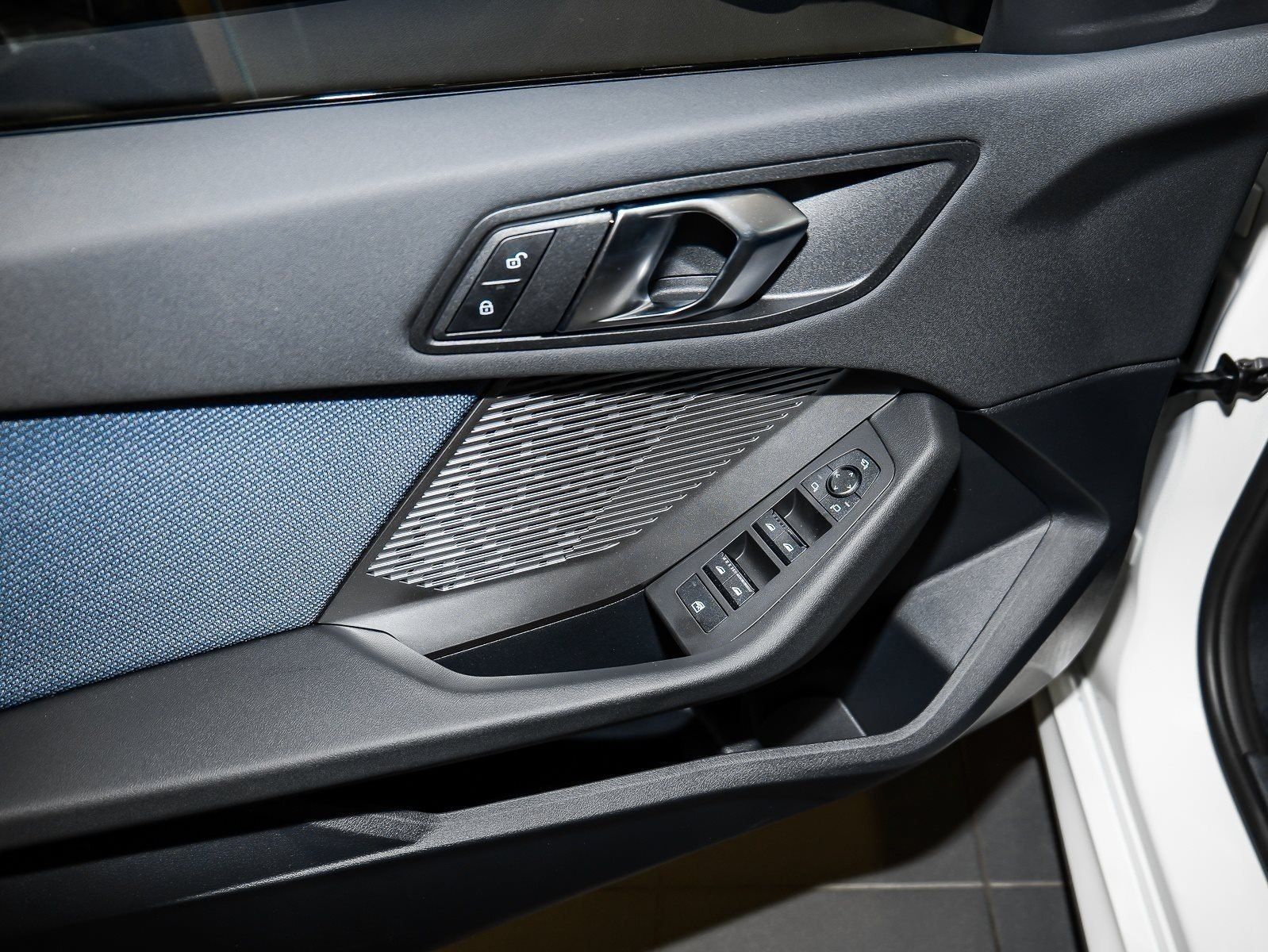 BMW 120 - Bild 13
