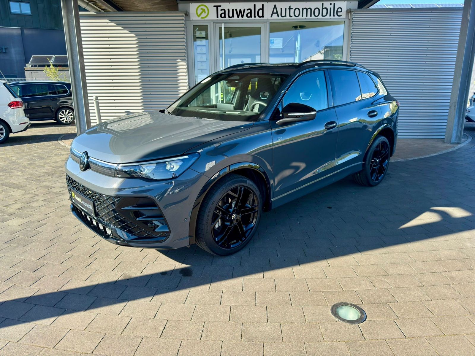 Volkswagen Tiguan - Bild 2