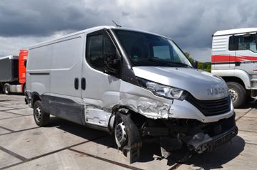 IVECO Daily 35S18 - 45TKM -Unfall