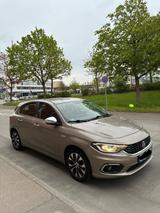 Fiat Tipo 1.4 Mirror 120 PS - Fiat Tipo Gebrauchtwagen in Stuttgart