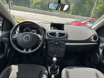 Bild 10 Renault Clio III Edition Dynamique
