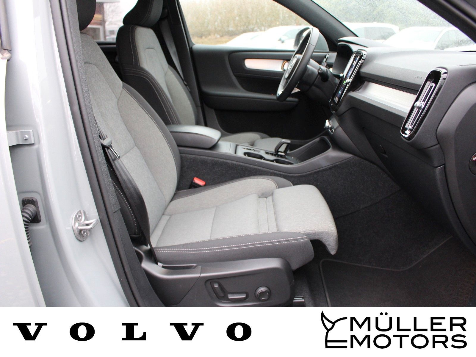 Volvo XC40 B3 Core Aut. AHK ACC BLIS foto 9