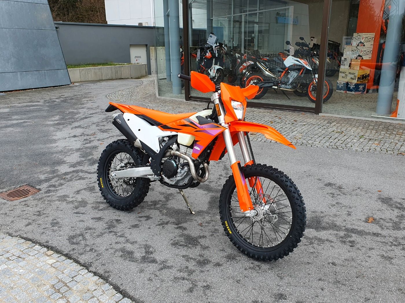 Fahrzeugabbildung KTM 350 EXC-F 350 Modell 2024