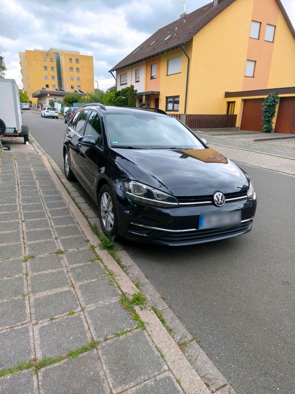 Image of Volkswagen Golf