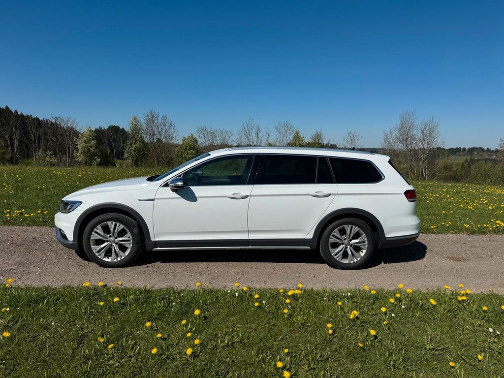 Image of Volkswagen Passat Alltrack
