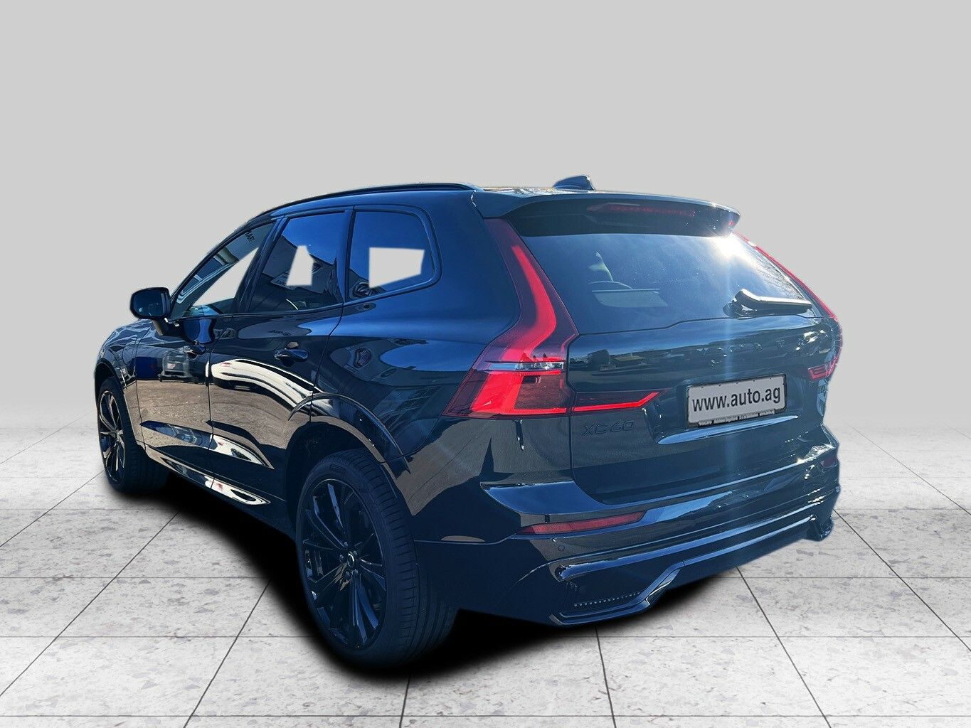 Volvo XC60 T6 BLACK MIDSOMMAR 539 EURO imagem 3