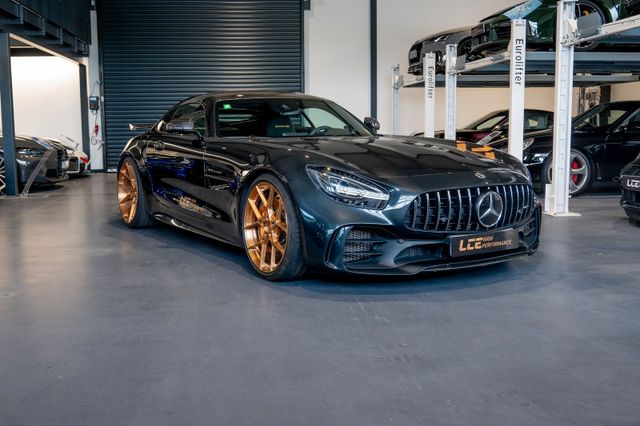 Mercedes-Benz AMG GT R Coupe